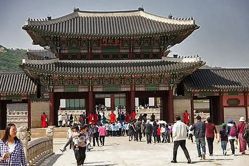 Gyeongbuk gung palace photos, things to see in seoul, cool things to do in seoul, seoul trip planning