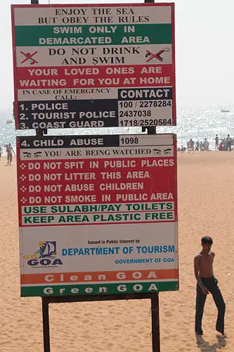 Calungute beach signs and warnings
