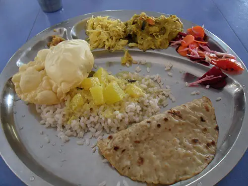 Vegetarian food at Indian ashrams