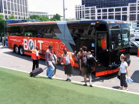 bolt bus washington new york, bus travel with free wifi service