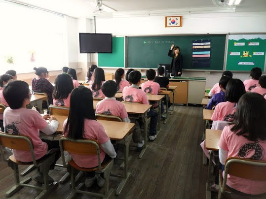 10-shocking-facts-about-korean-schools-grrrl-traveler