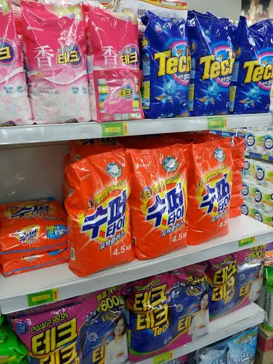 dealing with language barriers abroad, korean detergent, how can you tell what's korean bleach