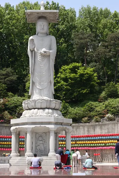 Bogeunsa temple seoul, biggest buddha in seoul