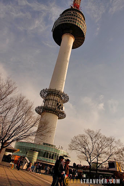 Finding Namsan Seoul Tower and Korea's Locks of Love - GRRRLTRAVELER