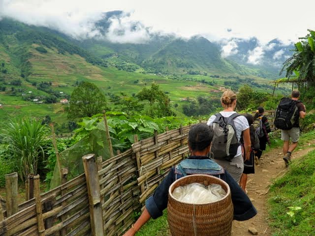 sapa trekking shoes