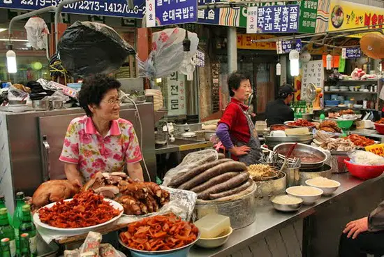 scary asian foods, traditional markets in korea, fear factor foods, traditional market restaurants
