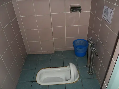 squat toilet in Korea