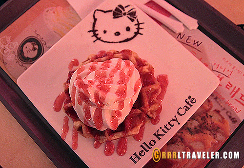  hello kitty cafe waffle dessert, korean waffle desserts, theme cafes in seoul, 