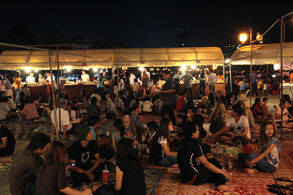 nightmarket phnom penh