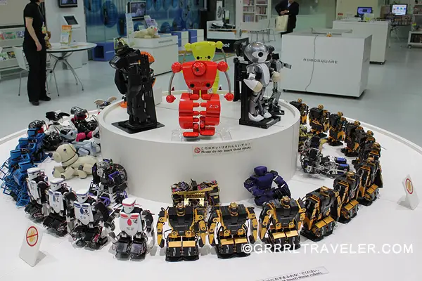 robot museum japan fukuoka