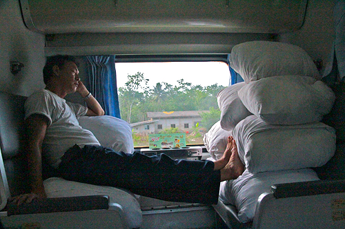 long term sleeper train