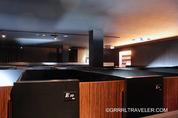 What S The Coolest Budget Tokyo Stay A Capsule Hotel Or Manga Cafe Grrrltraveler