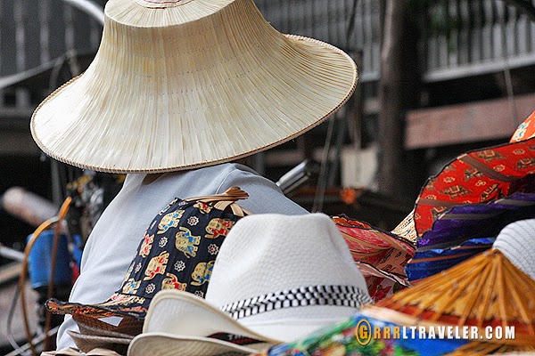 damnoen saduak floating market