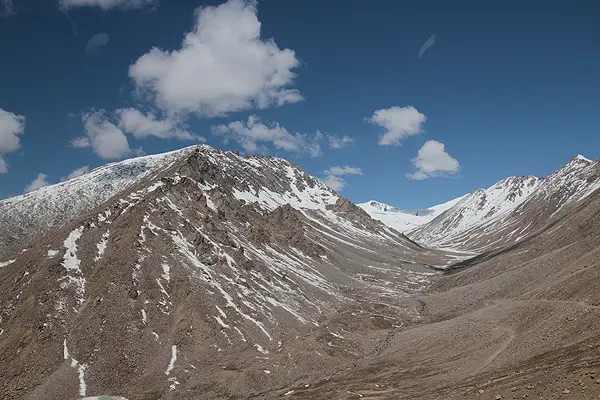 nubra valley travel kadakh, ladakh guide, samsara film, 8 must see reasons to go to ladakh, experience heaven at ladakh india