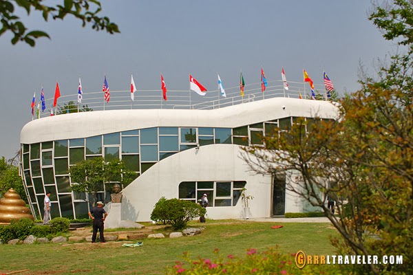 suwon toilet museum, toilet museum korea