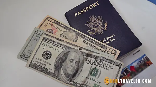 travel valuables, important travel documents, avoid travel theft