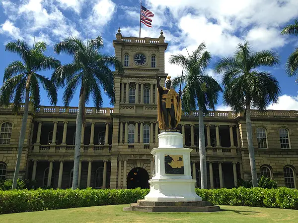 Kamehameha Statue in Downtown, Kamehameha Statue in Honolulu, Hawaii landmarks
