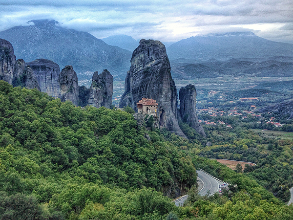 meteora rock, visit meteora, meteora greece things to do, things to do in meteora greece