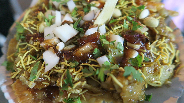 papri chaat, papri chaat kolkata, top kolkata street foods, shondesh, street foods in kolkata, Top Street Foods in kolkata, top foods in kolkata, top indian foods, top indian street foods, kolkata food walk tour