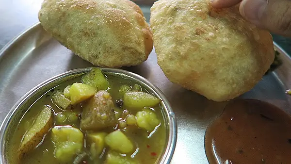 Kachoori Sabzi, top indian foods, india street foods,