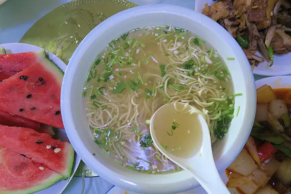 menyouan restaurant noodle soup dish, qinghai cuisine, qinghai food, qinghai travel, qinghai highlights, qinghai best of, qinghai tourism