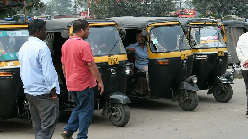 autorickshaws india, ways to get around in india, getting around india