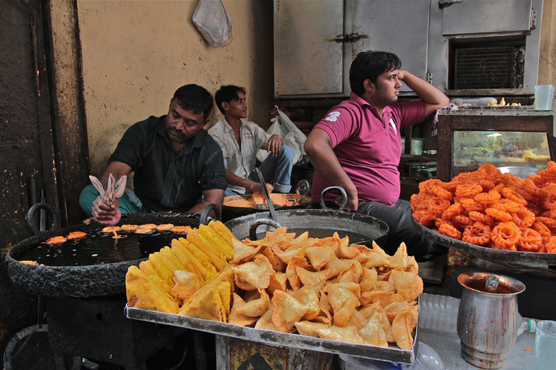 indian food, pakoras, indian pakoras