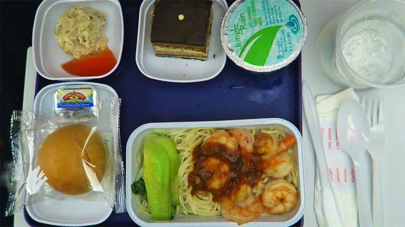 china eastern airlines review food