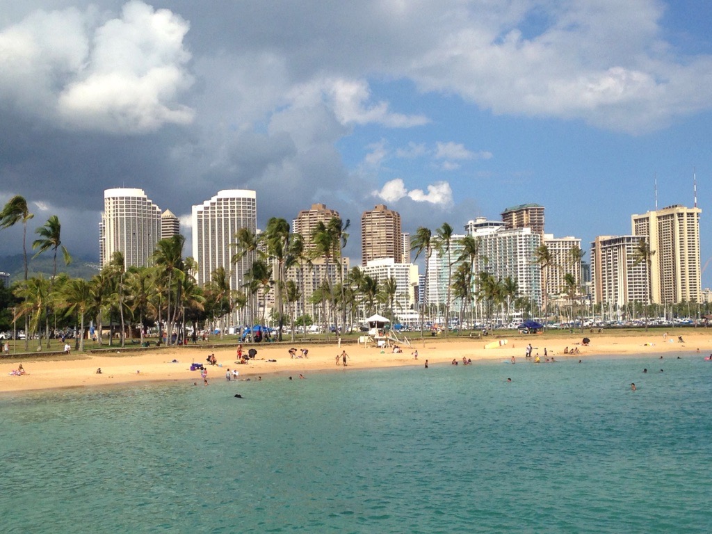 ala moana beach