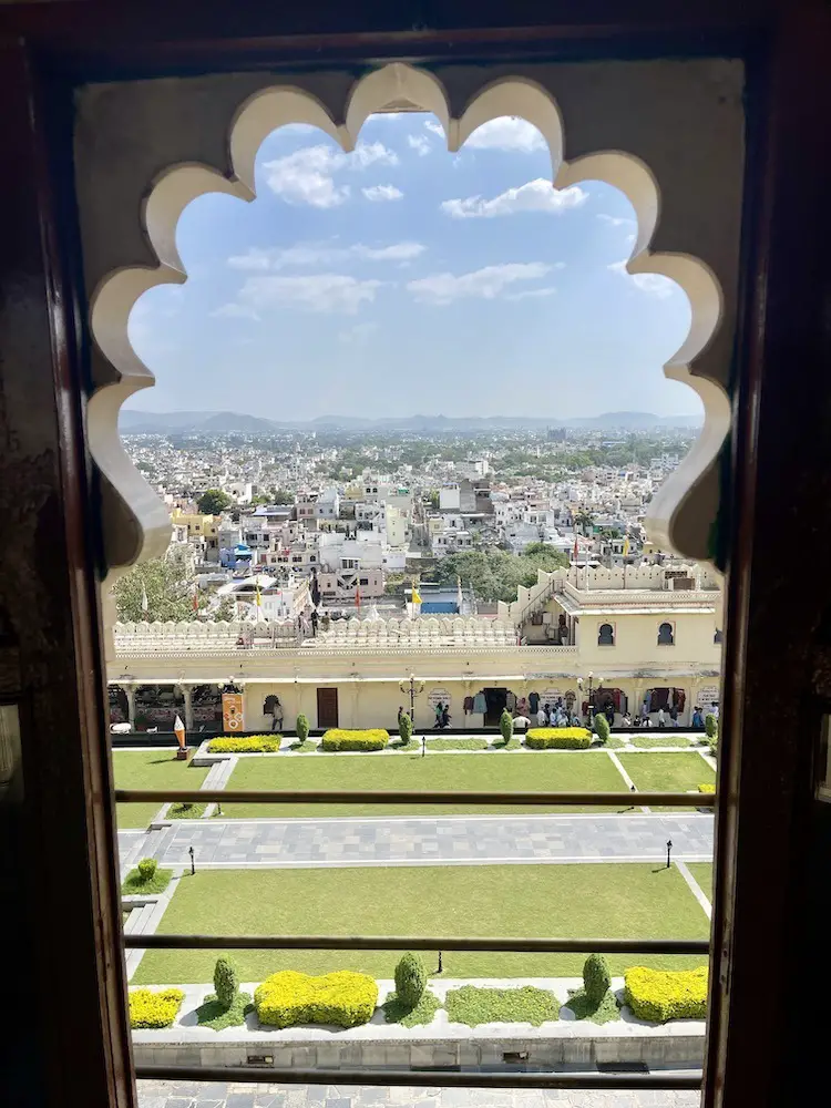 udaipur city palace portal window