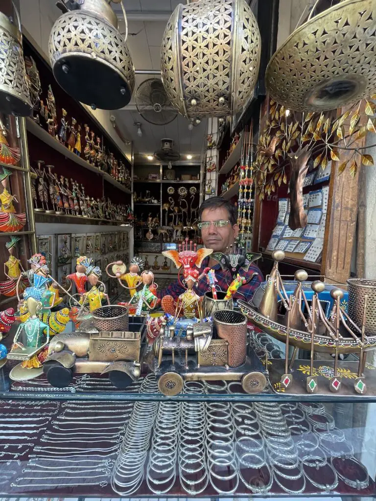 udaipur souvenir shops